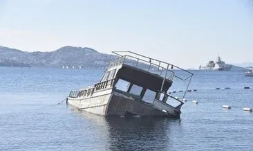 Bodrum’da 15 metrelik ahşap tekne battı!