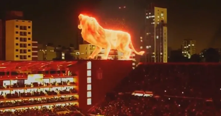 Şampiyonluk kutlamalarında ekrana getirilen hologram aslan dalga konusu oldu!