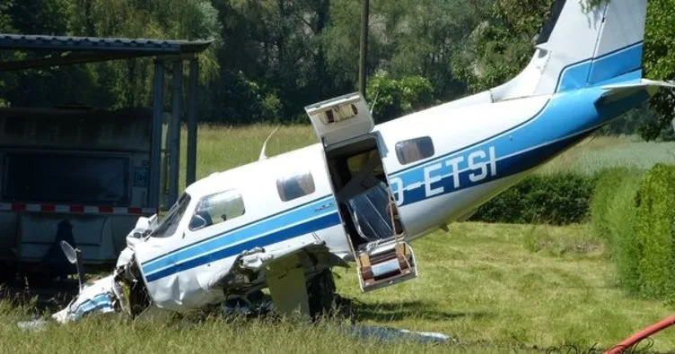 Almanya’da küçük uçak düştü: 3 ölü