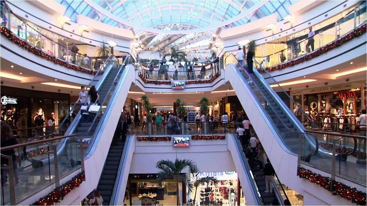 Bugün ve yarın AVM'ler açık mı, kapalı mı, saat kaçta açılacak? İşte 31 Aralık ve 1 Ocak AVM çalışma saatleri