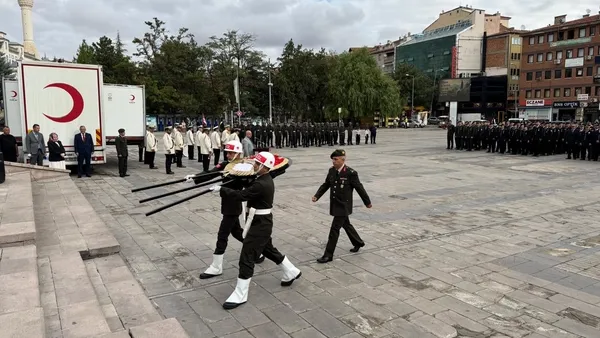 kirikkalede-sehitler-ve-gaziler-kabirleri-basinda-anildi-1789827671326.jpg