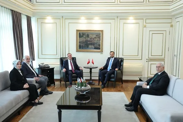 abdullah-ozdemirden-nuri-aslana-taziye-ziyareti-1789398772612.jpg