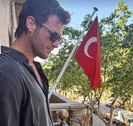 Kıvanç Tatlıtuğ Barcelona'da nikahta! Ama bu kez gelin başka