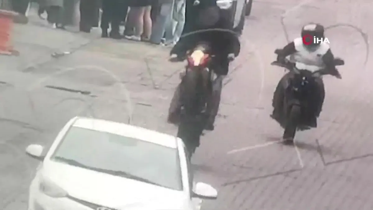 Tek teker üzerinde motosiklet kullanan sürücüye 390 bin TL ceza videosunu izle Tek teker üzerinde motosiklet kullanan sürücüye 390 bin TL ceza videosunu izle