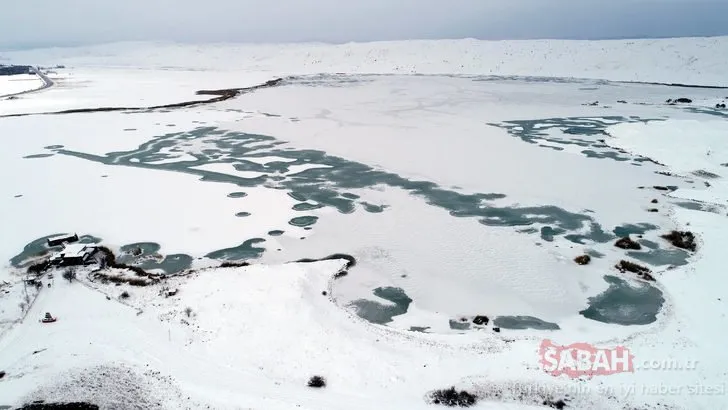 Sivas’ın gölleri buzla kaplandı!