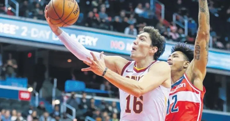 Cedi Osman All Star’da Dünya Karması’na seçildi