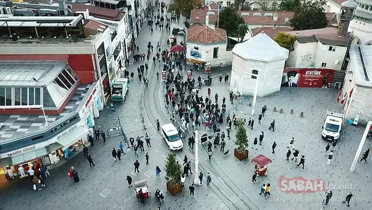 İstiklal caddesindeki kalabalık 7 binin üzerine çıkınca girişler kapatıldı