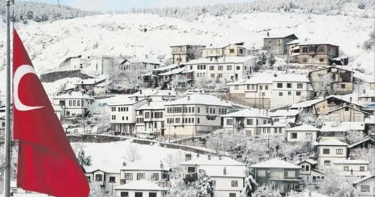 Beypazarı konaklarında kar manzarası