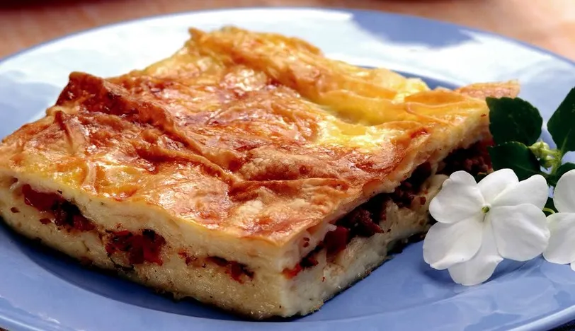 Kıymalı Kolay Su Böreği