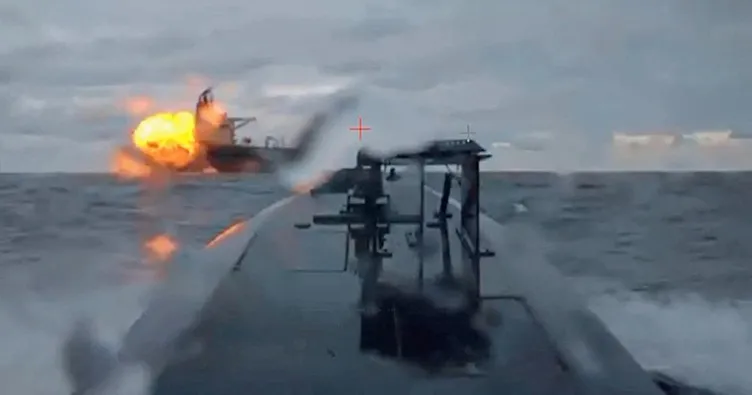 ‘Ukrayna Rusya’ya ait petrol platformuna saldırdı’