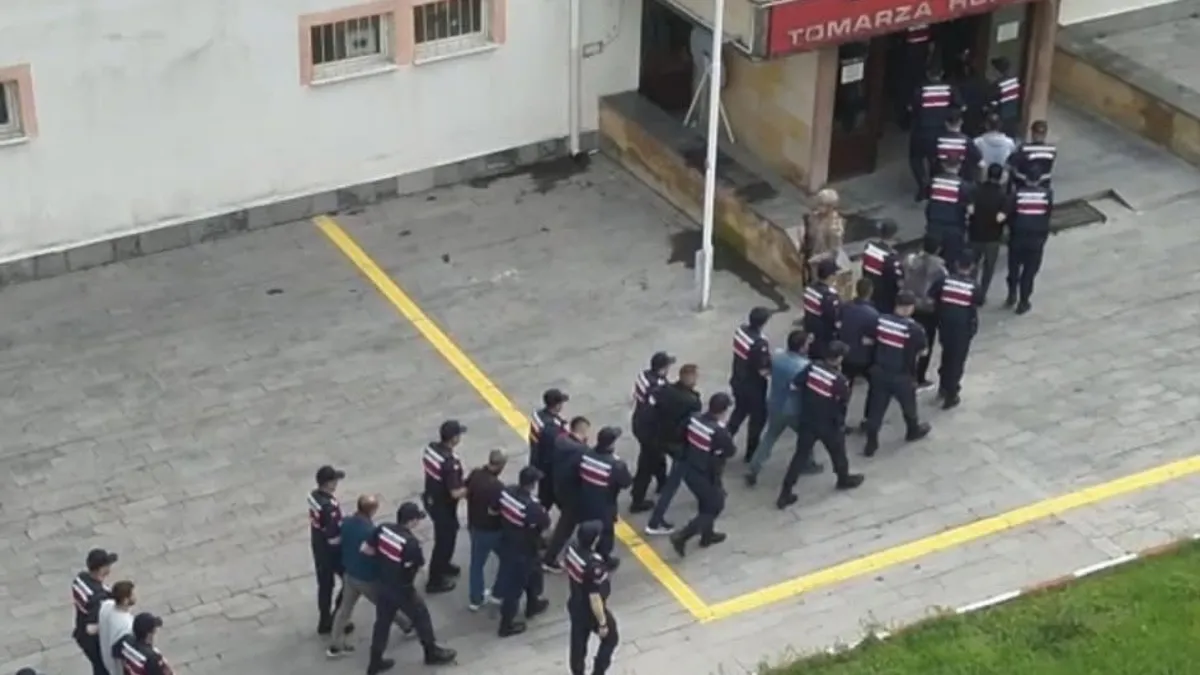 Kayseri’de uyuşturucu operasyonu: 12 tutuklama Kayseri’de uyuşturucu operasyonu: 12 tutuklama