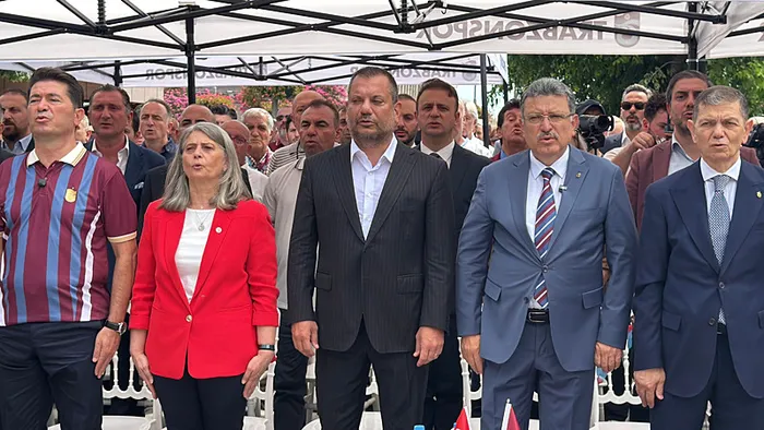ertugrul-dogan-bizim-tasidigimiz-trabzonsporun-serefli-armasidir-1785663964011.jpeg