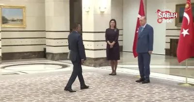 Kongo Cumhuriyeti’nın Ankara Büyükelçisi Ondele, Cumhurbaşkanı Erdoğan’a güven mektubu sundu | Video