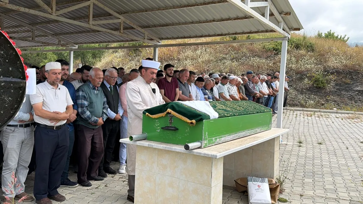 Denizli'deki kaza sonrası cenaze töreni