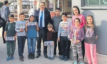 Adana’da polis çocuklarına jest