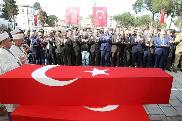 Afrin Şehidi Taner Kart'ı son yolculuğuna on binler uğurladı
