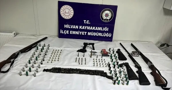 sanliurfada-es-zamanli-silah-operasyonu-16-gozalti-1790621865571.jpg