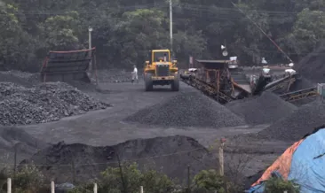 Vietnam’da taş ocağı yerle bir oldu: 3 ölü