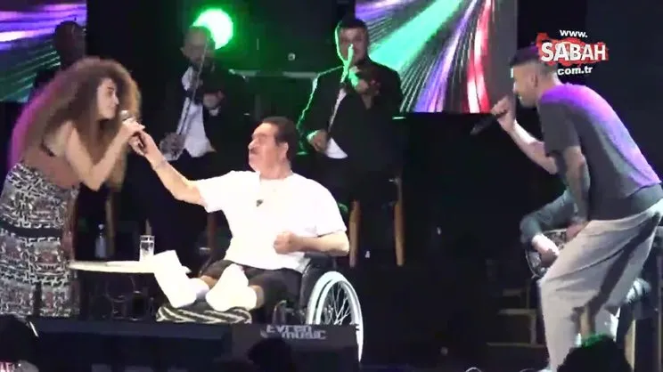 İbrahim Tatlıses'in kazası küs çocukları Dilan ve İdo'yu barıştırdı.. Kardeşler sahnede şarkı söyleyip, halay çekti | Video