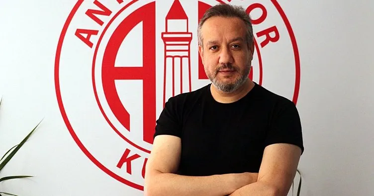 Antalyaspor Başkanı Sinan Boztepe: Alex de Souza listede olan isimlerden