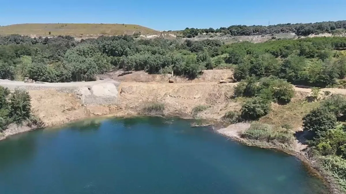 İBB’den doğa katliamı İBB’den doğa katliamı