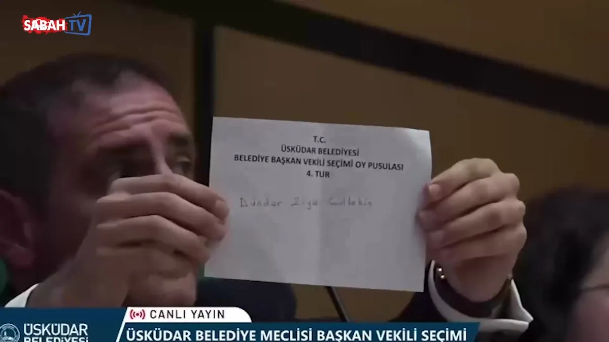 Üsküdar Belediyesi’ndeki başkanvekili seçiminde skandal! “G” harfini “6” sayıp AK Parti’nin oyunu iptal etti videosunu izle Üsküdar Belediyesi’ndeki başkanvekili seçiminde skandal! “G” harfini “6” sayıp AK Parti’nin oyunu iptal etti videosunu izle