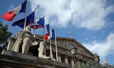 Fransa’da bütçe oylaması yarın yapılacak