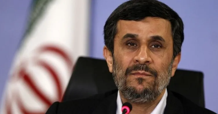 Ahmadinejad cumhurbaşkanlığı seçimlerine adaylığını koyuyor
