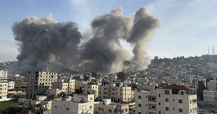 İsrail Cenin’de katliamı sürdürüyor: Çok sayıda bina yerle bir edildi