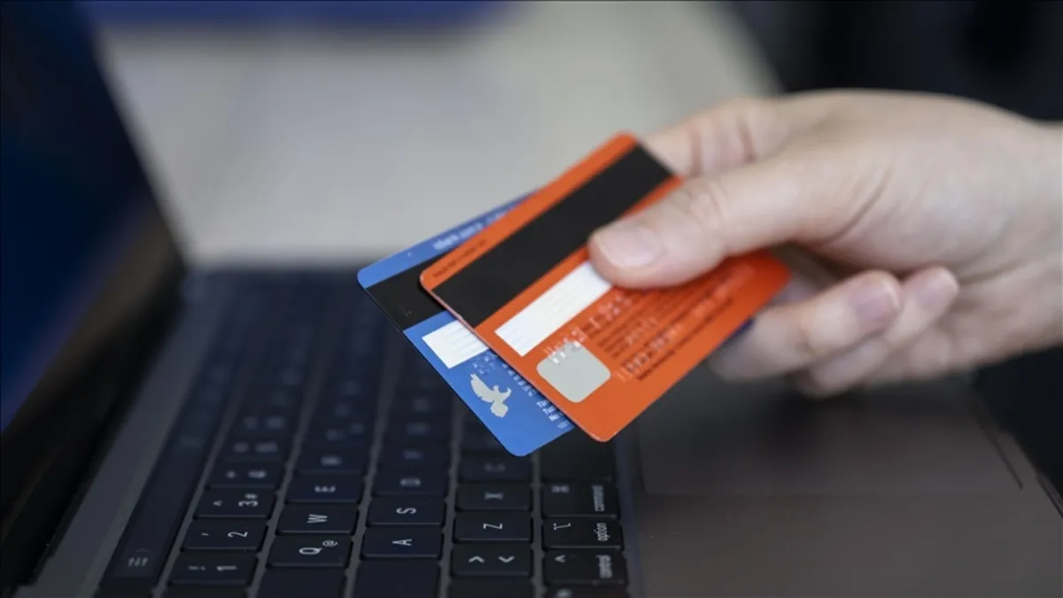 Kredi kartı düzenlemesi askıya mı alındı? BDDK’dan açıklama geldi – Galeri Kredi kartı düzenlemesi askıya mı alındı? BDDK’dan açıklama geldi – Galeri