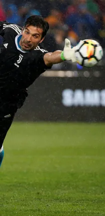 Buffon, Liverpool'a transfer oluyor - Son Dakika Spor Haberleri