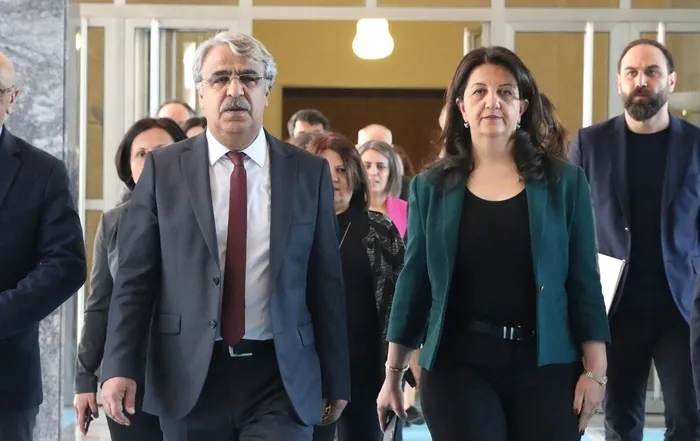son-dakika-aymnin-hdp-karari-sonrasi-iddianameyi-hazirlayan-yargitay-cumhuriyet-bassavcisi-bekir-sahin-sabaha-konustu-1624266979530.jpg Son dakika: AYM'nin HDP kararı sonrası Yargıtay Cumhuriyet Başsavcısı Bekir Şahin SABAH'a konuştu