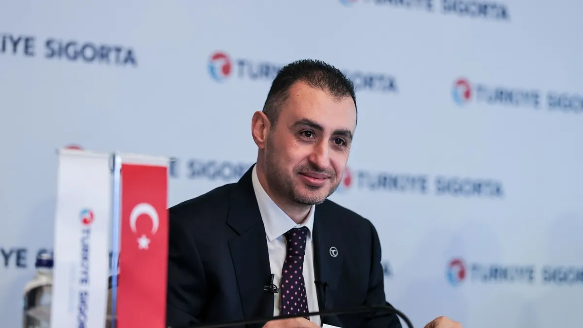 Türkiye Sigorta ve Türkiye Hayat Emeklilik binaları