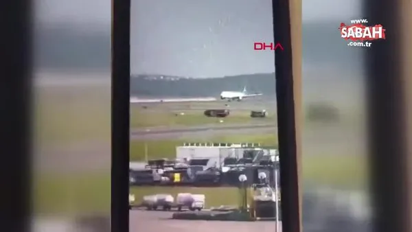 İstanbul Havalimanı'nda faciadan dönüldü! Kargo uçağı gövde üzerine iniş yaptı | Video