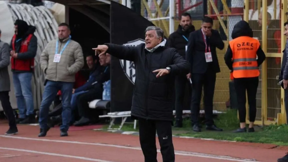 Yılmaz Vural, Sarıyer’in yeni teknik direktörü oldu! Yılmaz Vural, Sarıyer’in yeni teknik direktörü oldu!