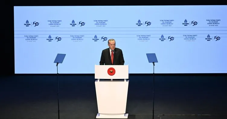 Başkan Erdoğan: Hem asrın felaketiyle mücadele ediyor hem de asrın projelerini hayata geçiyoruz