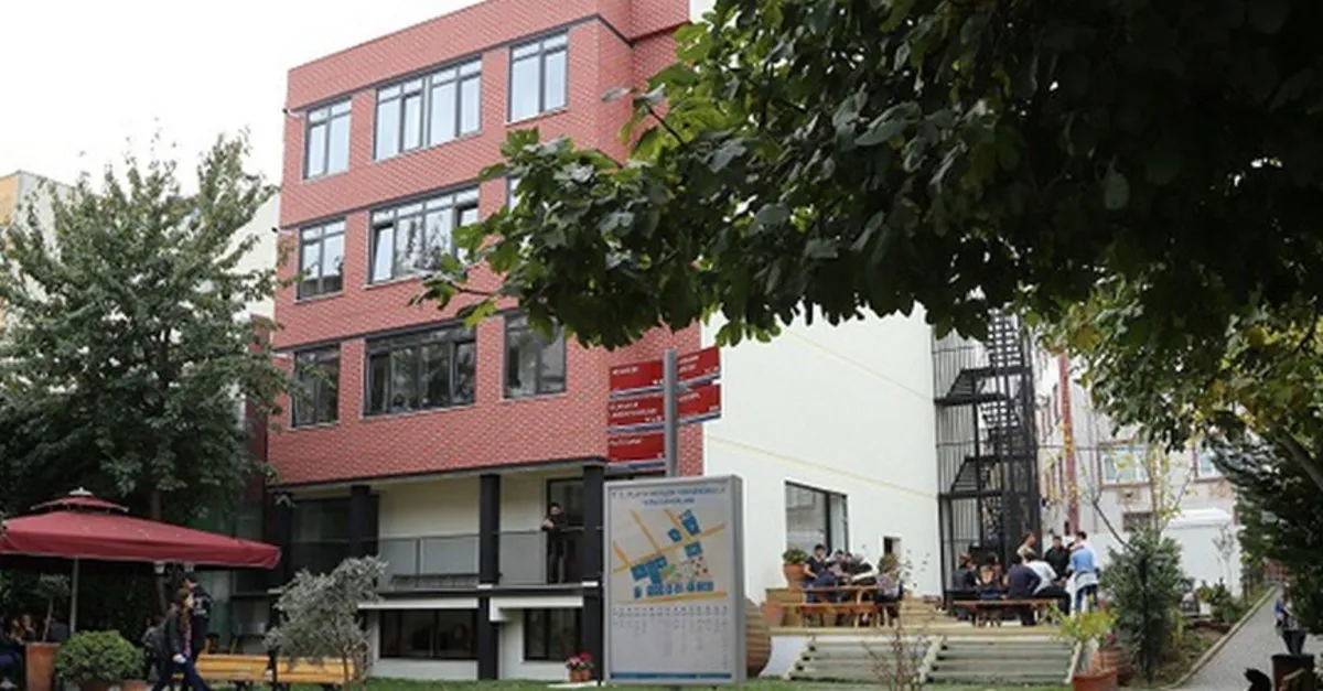 Istanbul Ayvansaray Universitesi Personel Alacak Haberler Haberleri