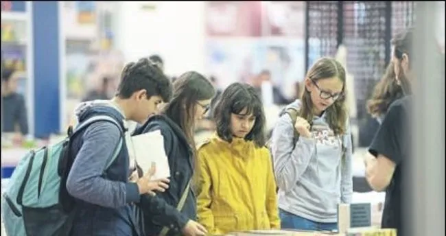 Kitap Fuari Na Ilgi Buyuk Oldu Akdeniz Haberleri