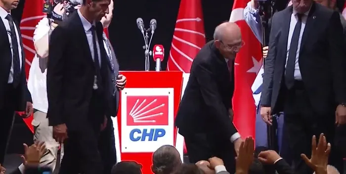 son-dakika-kemal-kilicdaroglundan-ozgur-ozel-cephesine-gonderme-chp-kurultaylarinda-para-olmaz-pul-olmaz-1781005953415.jpg