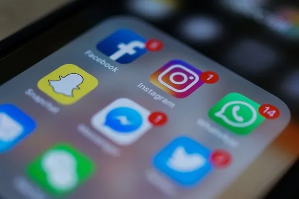 Instagram'ın yeni özelliği belli oldu! Kullanıcılar için orta yol bulundu