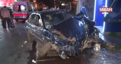 Beşiktaş’ta korkunç kaza! Bariyerleri aşan otomobil, otobüs durağına daldı | Video