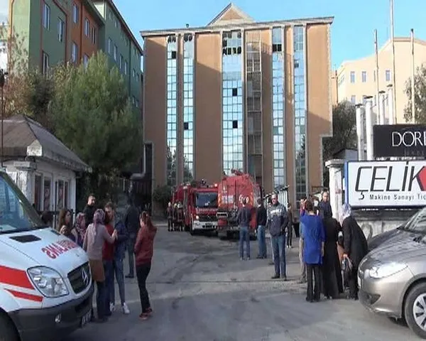 Avcılar'da apartmanda patlama