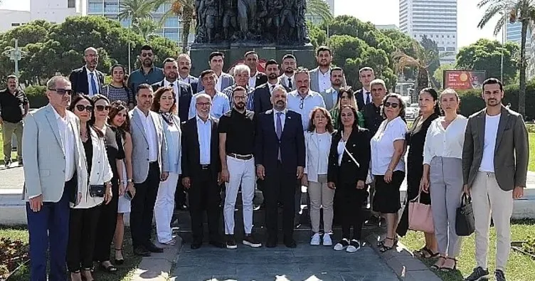 CHP İzmir İl Başkanı’nın İBB ziyareti krize neden oldu! Masayı yumrukladı...