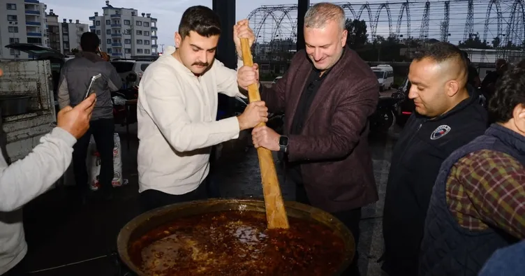 Karataş halkı Gönül Sofrasında buluştu
