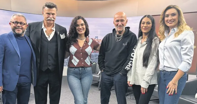 Soner Sarıkabadayı egosu çok yüksek biri kendisini çok sever