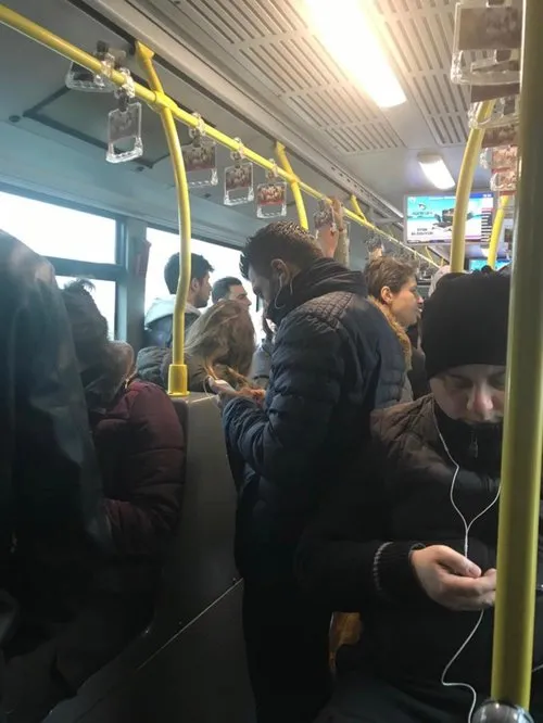 Son Dakika Ekrem Imamoglu Otobus Sefer Sayisini Dusurdu Istanbul Da Toplu Tasima Araclari Tiklim Tiklim Son Dakika Haberler