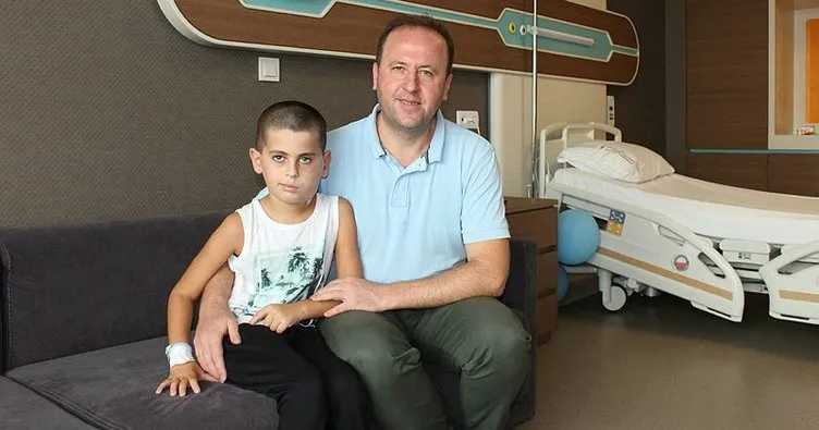 8 yaşındaki Tahir, beynindeki tümörden İzmit’te kurtuldu