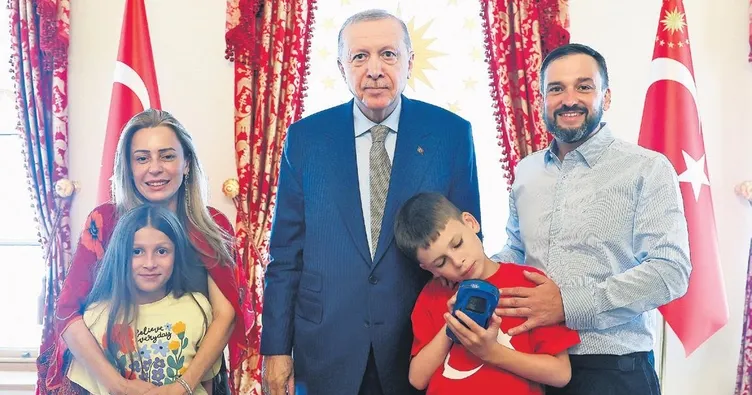 Minik kahraman misafiri oldu
