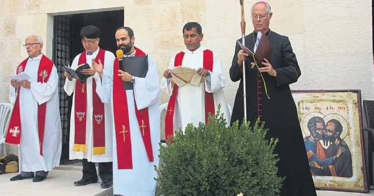 Hatay’da Sen Piyer ve Pol Bayramı kutlandı