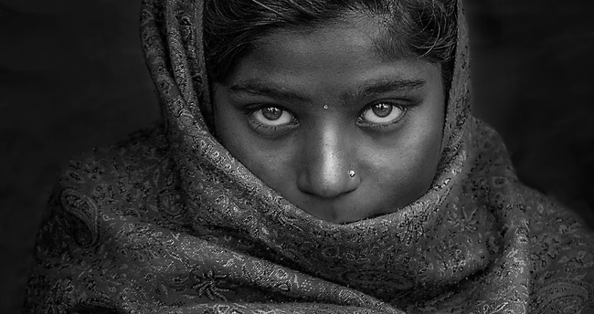 33 ülkeden 56 eserin yer aldığı fotoğraf sergisi açıldı